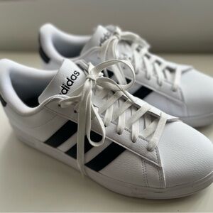 adidas Women's White and Black Sneakers